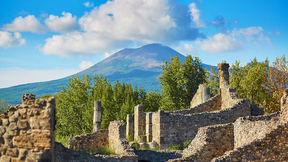 /images/r/pompeii/c960x540g0-238-4666-2863/pompeii.jpg